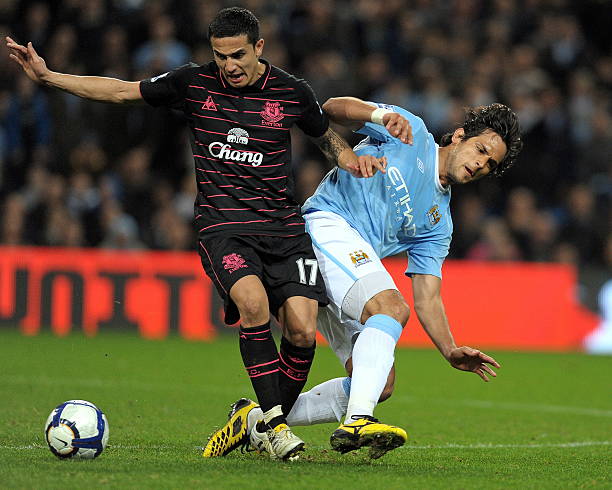 容必不可少 容必不可少